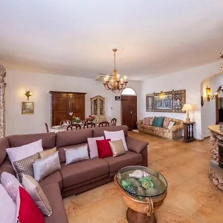Holiday home Luxury