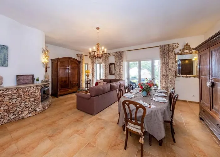 Luxury בית נופש *